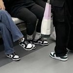 아 조던<b>사려</b>했는데