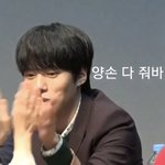 아침<b>메뉴</b> 추천 받음