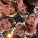 같본 안친한 친구랑 <b>팝업</b>스토어 같이가면