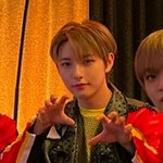 [NCT드림] 런쥔이 이 <b>포즈</b> 머지 야웅이같다