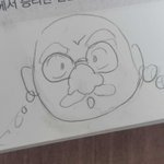 하루종일 브라운박사 그리는<b>중임</b>