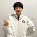 40살에 교복입고 차기작 찍는 배우