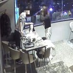 "만석 카페에서 3시간 파마 실습한 손님들…너무 화가 나네요"