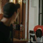 <b>도운</b>이 연기 한 적 잇던데