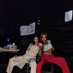 [드루와] <b>증사</b> 찍을때 화장 필수야?