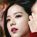 <b>시크</b>하고 모던한 표정이 예쁜 女돌
