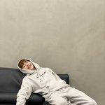 [EXO] 이 얼굴이 어딜 봐서 30대냐