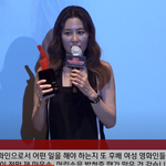 문소리X<b>방민아</b>, '올해의 여성영화인상' "늘 함께해요"