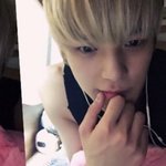 몬엑 민혁 과사 ㅈㄴ얼짱시대 <b>재질</b>이다