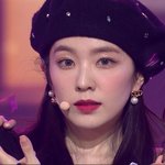 아이린 이언니는 진짜 베레모를 위해 <b>태어</b>낫나