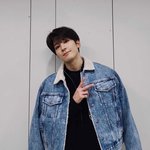 [세븐틴] 전원우 온콘 때부터 뉸에 큐빅 붙여주는 거 <b>압도</b>적 감사....