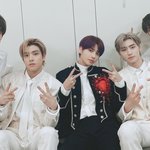 <b>HYBE</b>의 02즈