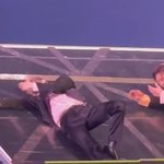 [NCT칠프] 탐라에 럽온플 뜰 때마디 <b>저항</b>없이 웃는 중임