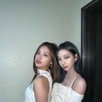 와 이게 말이 되는 <b>투</b><b>샷</b>이냐