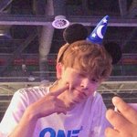 [BTOB] 지금 사람 별로없어?