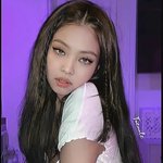 <b>JENNIE</b> 제니