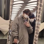 뷔랑 최우식 <b>거울샷</b>ㅋㅋ