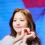 <b>궁금</b>한게 이런<b>얼굴</b>은 조화가 조카 좋은거임?