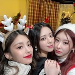 아니 <b>유나</b> 요즘 얼굴 무슨일이야?