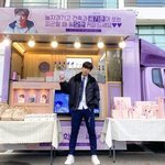 한 장에 모든 걸 담으려 노력하는 김요한