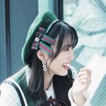 [19] <b>햇살</b> 속의 그녀