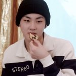 근데 <b>첫사랑</b>의 기준이 머임??