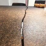 [이것좀봐줘] 식탁이 절단됐어요