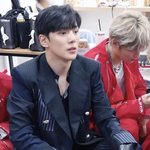 몽<b>베베</b>들아 민혁 이거 무슨 무대 때야??