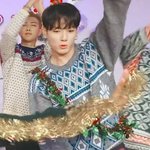 귀여움<b>max</b> 근육토끼 전정국 뭐냐?