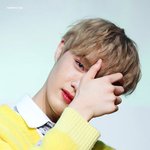 야무진 이목구비에 더해진 <b>소년미</b>