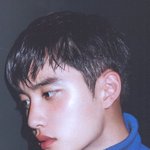 깊은 바다의 <b>사색</b> 같은 분위기