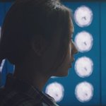 첫회에 여주가 사람을 죽이는 드라마