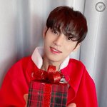 <b>캐럿</b>들아 민규 이사진 어디뜬거야??