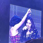 실시간 트와이스 <b>쯔위</b> 짧은 머리 ㅁㅊ