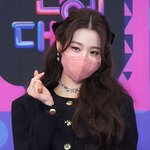 와 장원영 <b>연예</b>대상 갔네