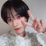 [TXT] 강아지가 셀카 찍어도 되<b>나용</b>?