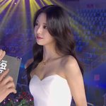 유나 맞쬬? 공중파 <b>진출</b>ㅋㅋㅋㅋㅋ 귀여워ㅠ