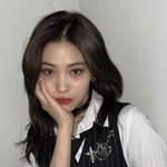 류진 <b>픽션</b> 셀카