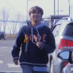 [NCT칠프] 왠 <b>낙엽</b>하나 들고오는 시골 똥강아지ㅋㅋ