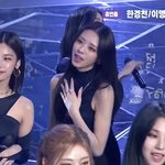 유나 진짜 <b>조나</b> 이쁘다 하 개빡쳐