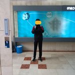 거울 셀카 찍었는데 <b>길쭉</b>하게 나옴