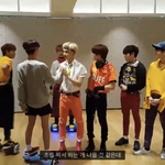 [NCT드림] 븨앱 영상없어지기전에 데뷔때 라이브 보고 있ㄴ는데ㅠㅠㅠ