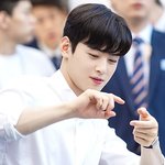 빠져드는 건실한 <b>청년</b> 느낌의 男돌