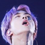 <b>형광</b>등 마저 눈부셔 할 男돌 미모