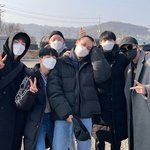 [모두드루와] 어제부로 전원(외국인멤 제외) 군인돌 된 아이돌