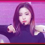 류진 <b>볼살</b> 잇을때 ㅈㄴ 이쁘네