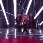 [모두드루와] 아이돌들 댄스 대회.<b>gif</b>