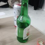 [댓글부탁해] 아니 얘들아 나 태어나서 처음으로 술먹고있는데