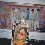 마이는 응<b>원봉</b>도 없어서 걍 포카 옆에 두고 본다...