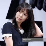 [댓글부탁해] 김민희 얼굴 특징 분위기 특징뭐야????